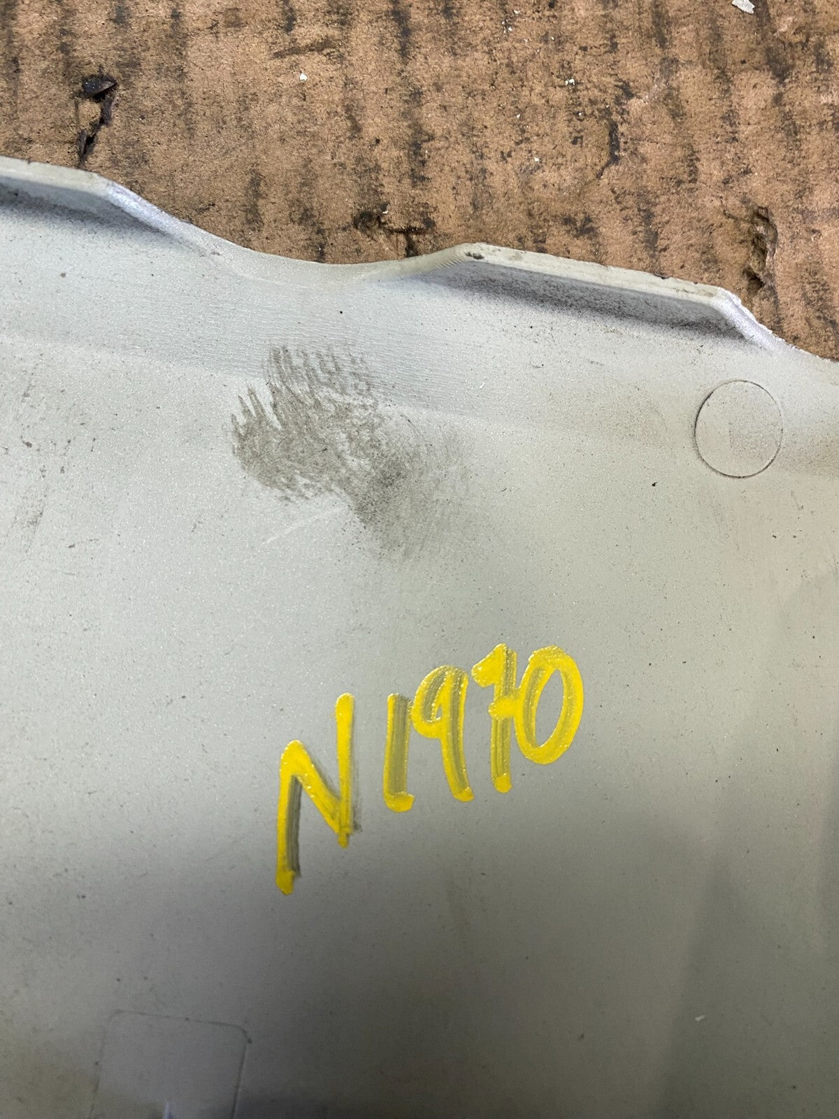 2004 to 2006 Toyota Sienna Highlander 3.3L Top Engine Cover Lid N1970 PS9
