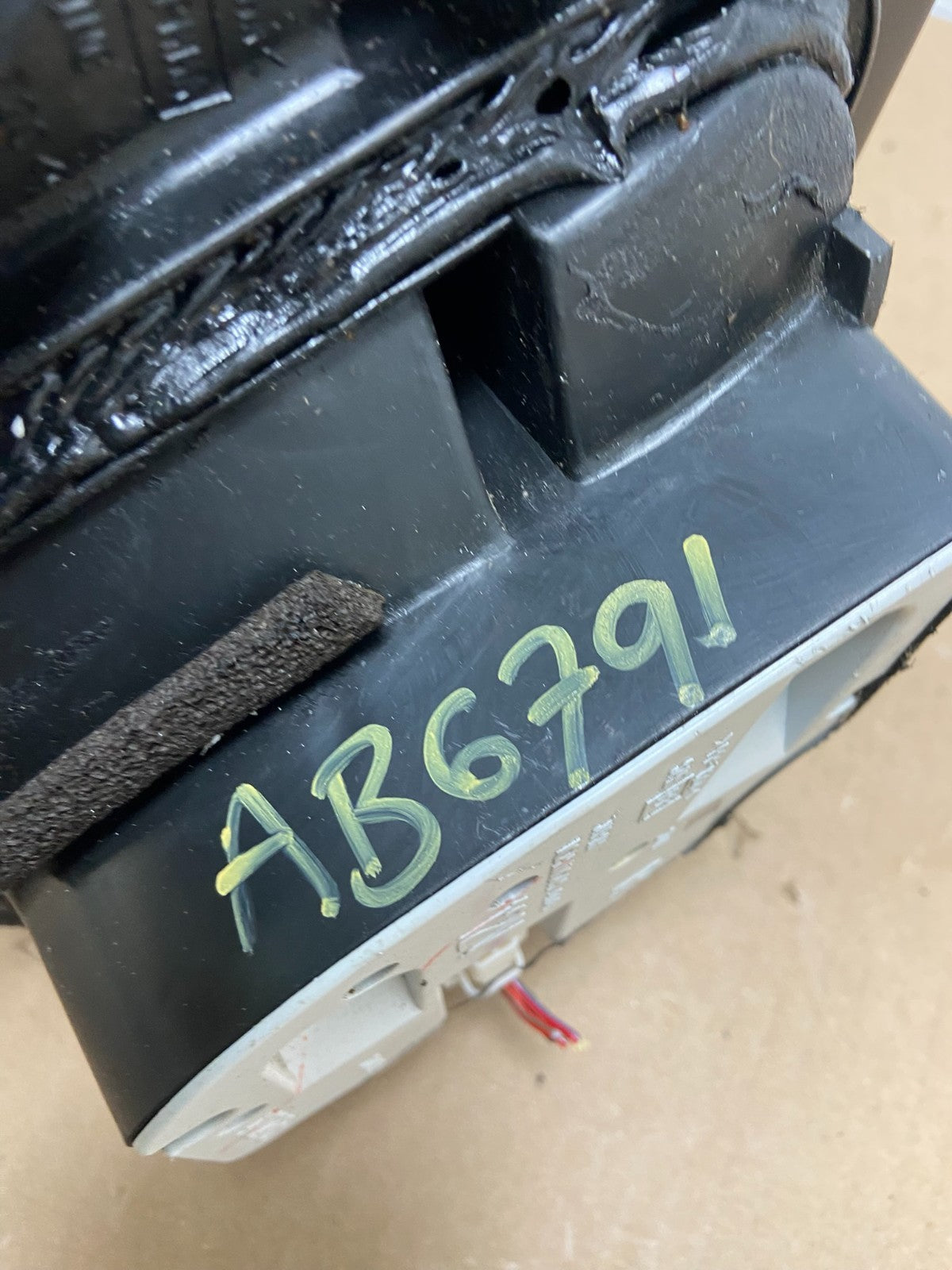 1995 1996 Nissan Maxima Right Passenger RH Side Inner Tail Light Oem AB6791 DW6