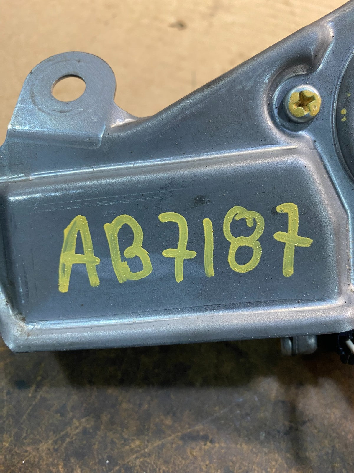 2006 to 2011 Toyota Rav4 Rear Wiper Windshield Motor OEM ab7187 DG7