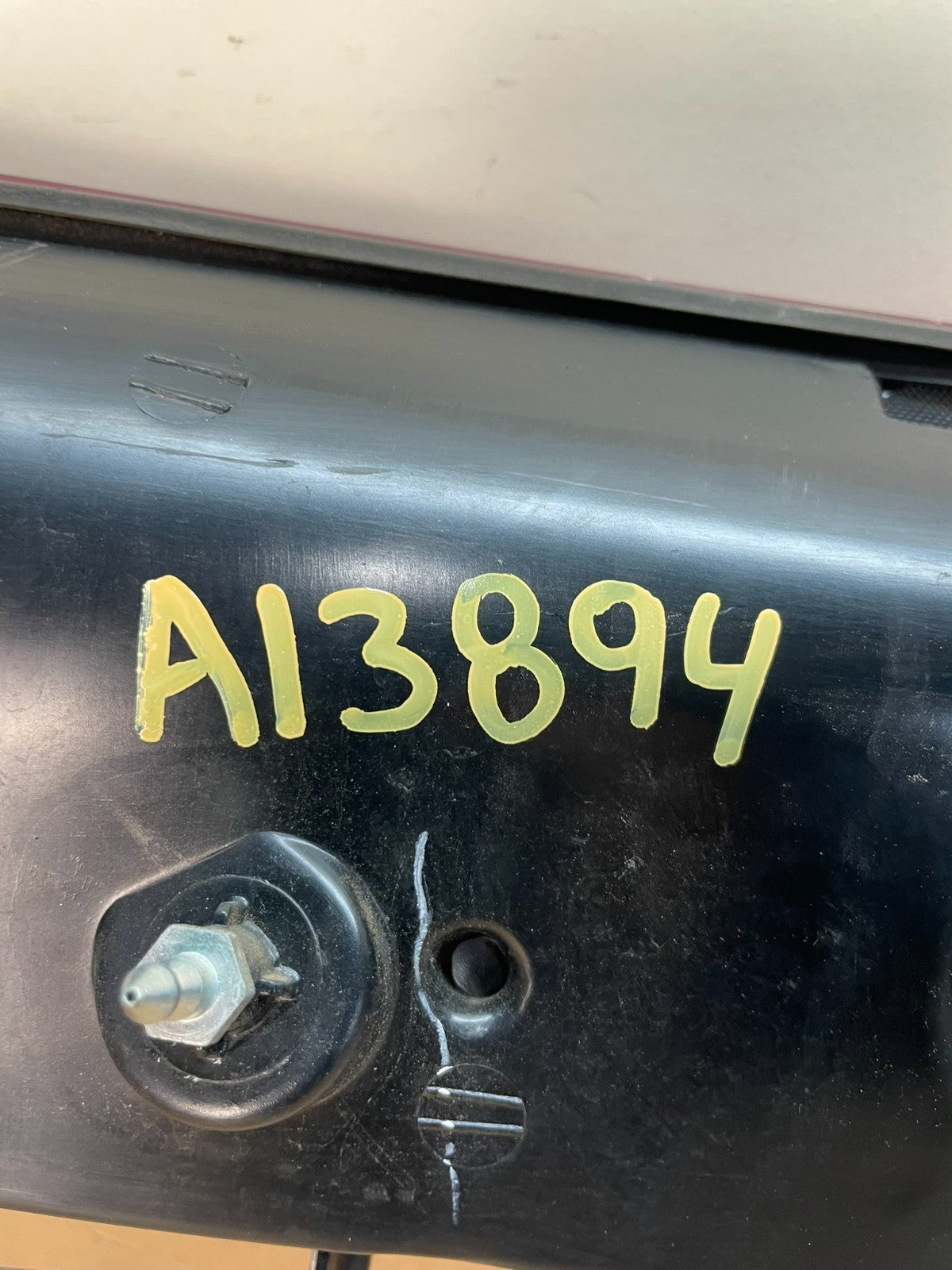 2010 to 2019 Lincoln Mkt Trunk Center Tail Light Panel Camera ai3894 DG7