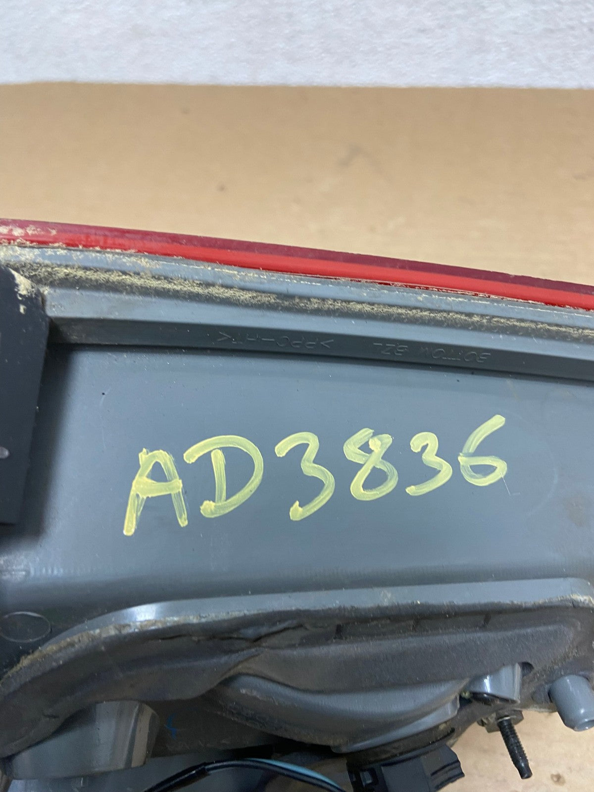 2013 to 2018 Ford Taurus Left Driver Lh Side Tail Light Inner AD3836 LK7
