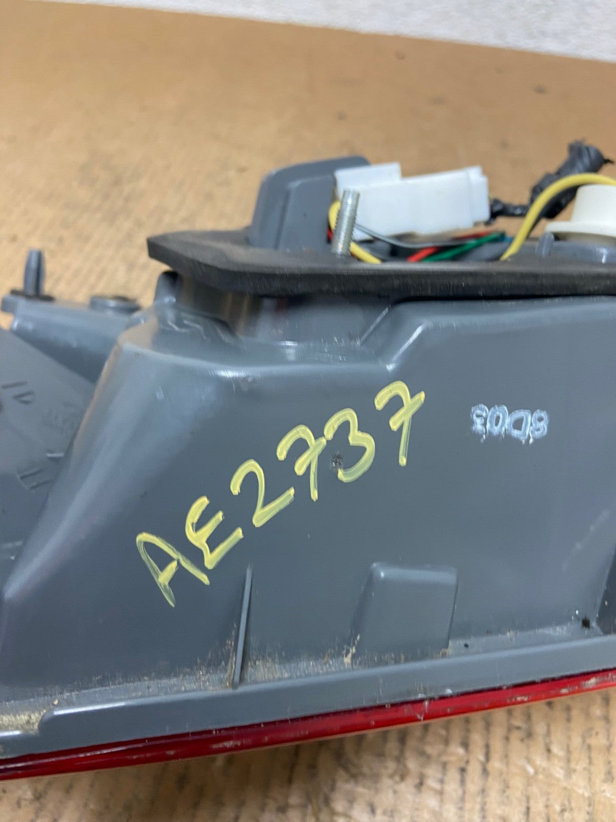 2006 2007 2008 2009 Hyundai Azera Left Driver LH Inner Tail Light AE2737 LK5