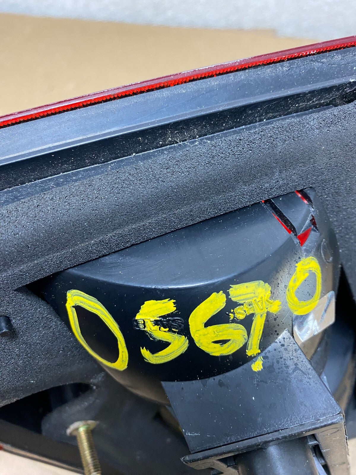 1999 to 2001 SAAB 9-5 Passenger Right Side Tail Light Inner Sedan OEM O5670 DW5