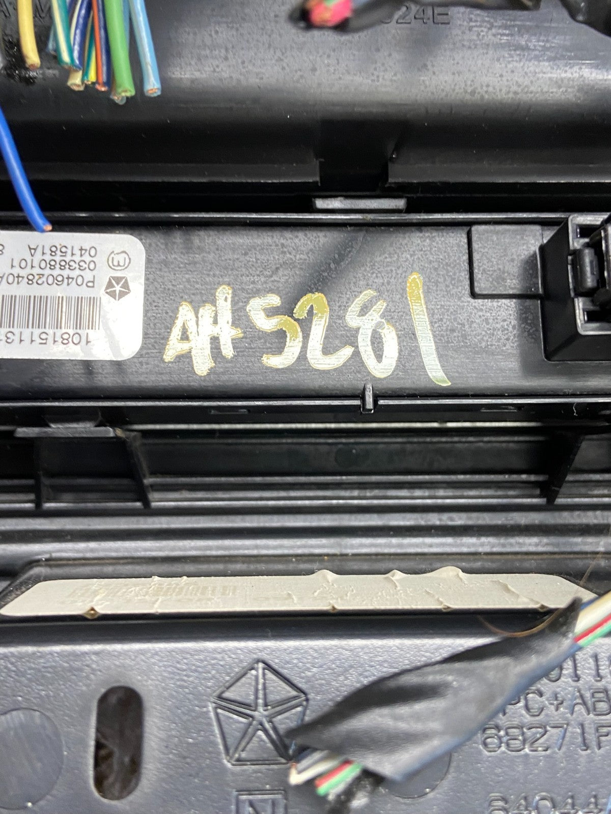 2008 2009 2010 Jeep Grand Cherokee A/C Climate Control Bezel AH5281 DG8