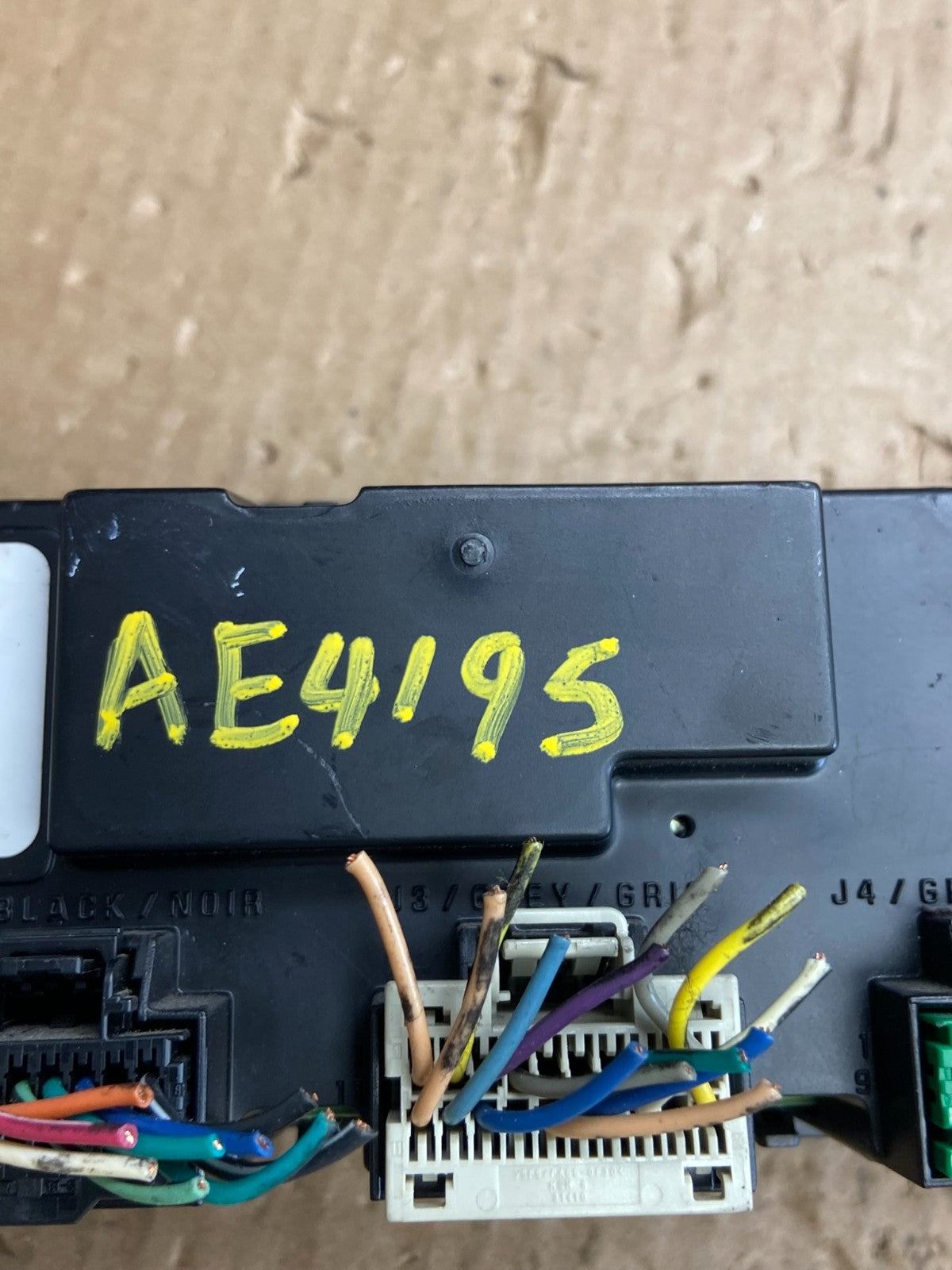 2007-2011 GMC Yukon Tahoe Automatic Climate Temperature Temp Control AE4195 DG7