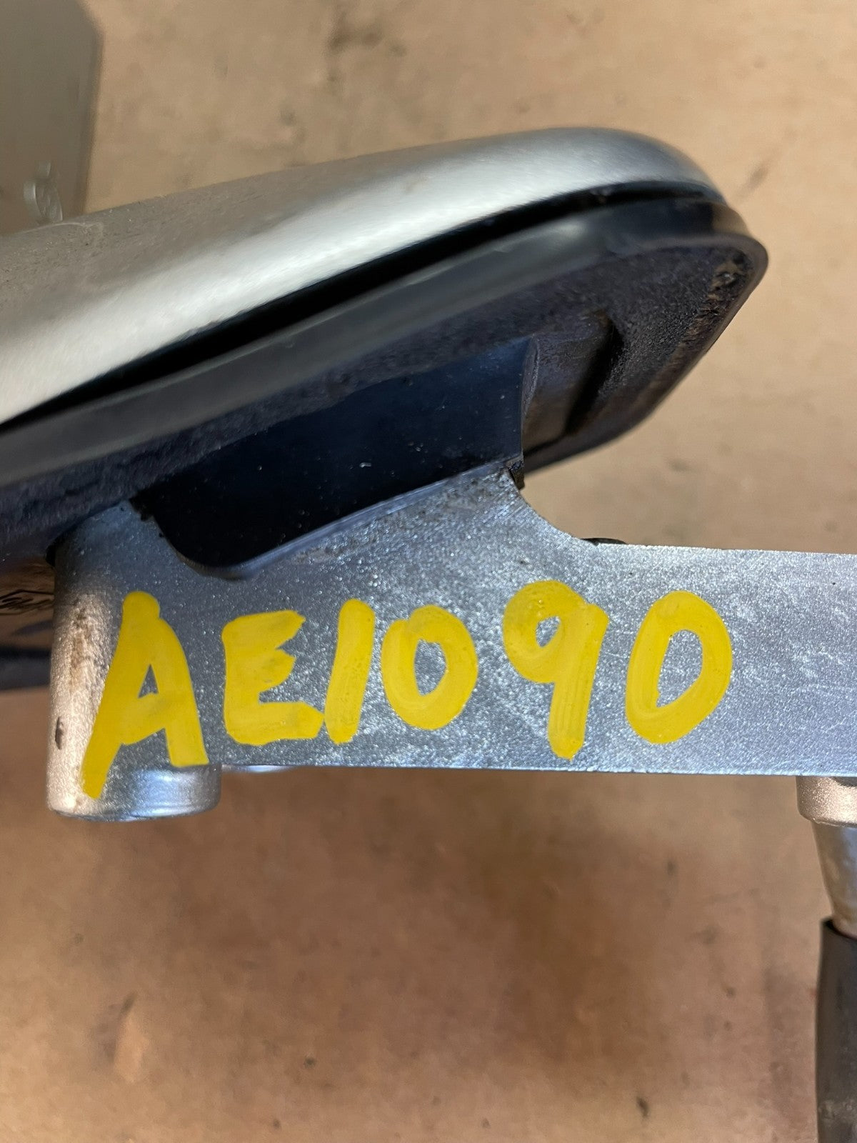 1999 to 2003 Lexus RX300 Left Driver LH Side View Door Mirror AE1090 DW10