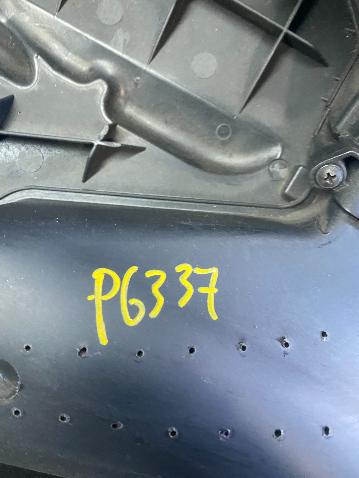 2005 to 2008 Volkswagen Jetta 2.5L Passat Jetta Engine Cover 07k129601 P6337 DG9