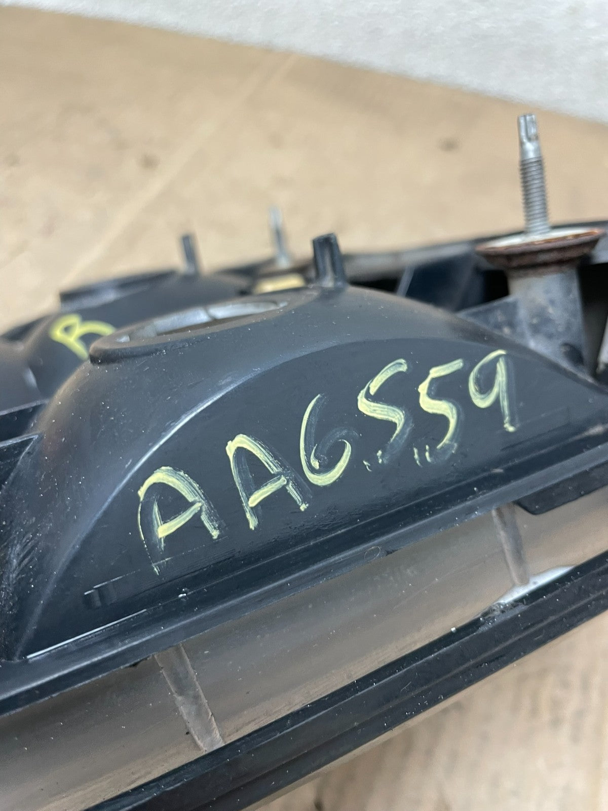 1992 to 1997 Oldsmobile Cutlass Right Passenger RH Side Tail Light AA65596