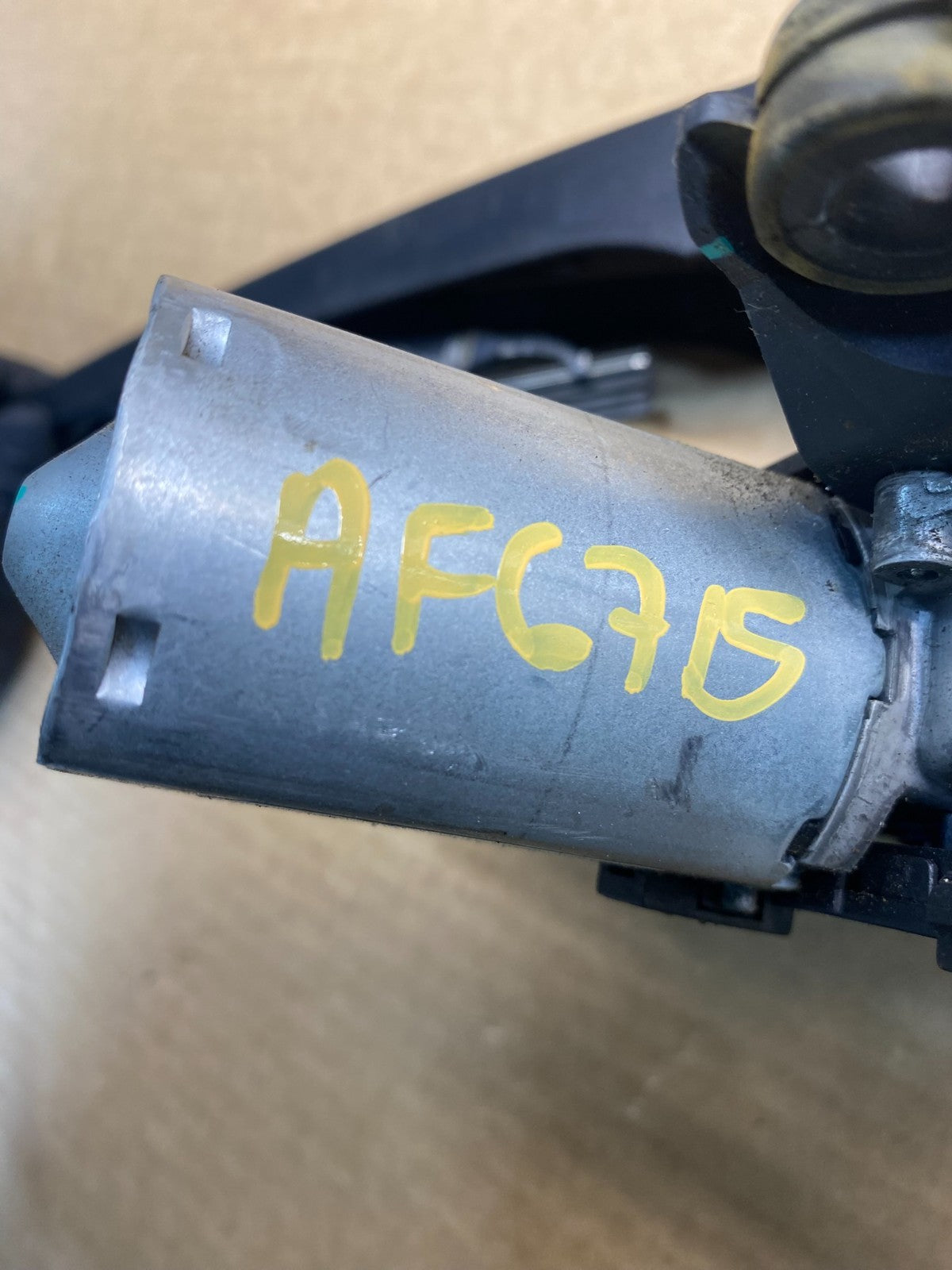 2013 - 2022 Chevrolet Trax Rear Wiper Motor af6715 DG7