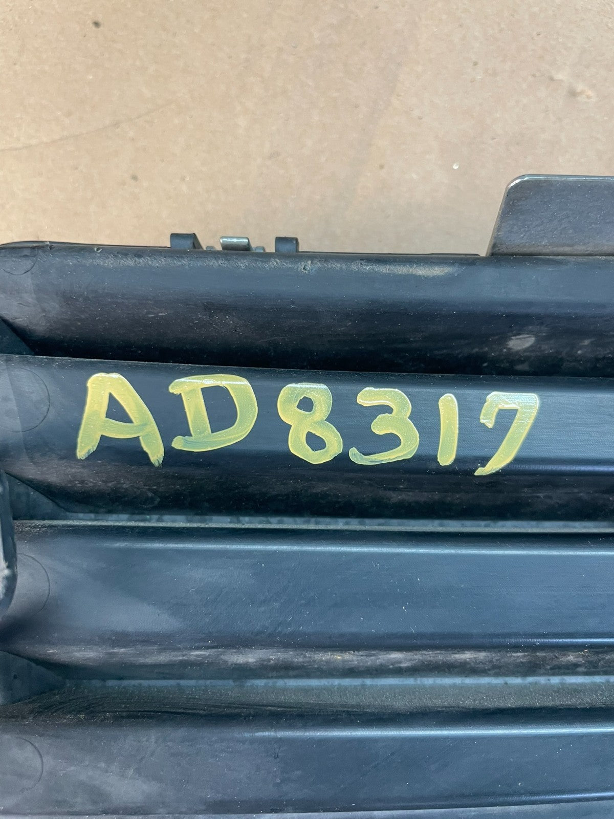 2007 2008 2009 2010 Dodge Caliber Upper Front Chrome Grill Grille ad8317 DG5