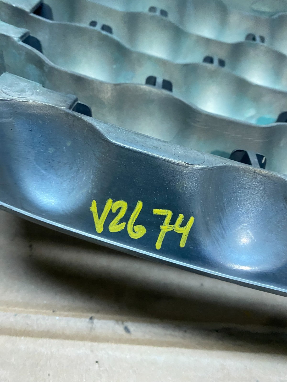 2003 2004 2005 Infiniti FX35 Grill Grille W/ Emblem Oem V2674 DG13