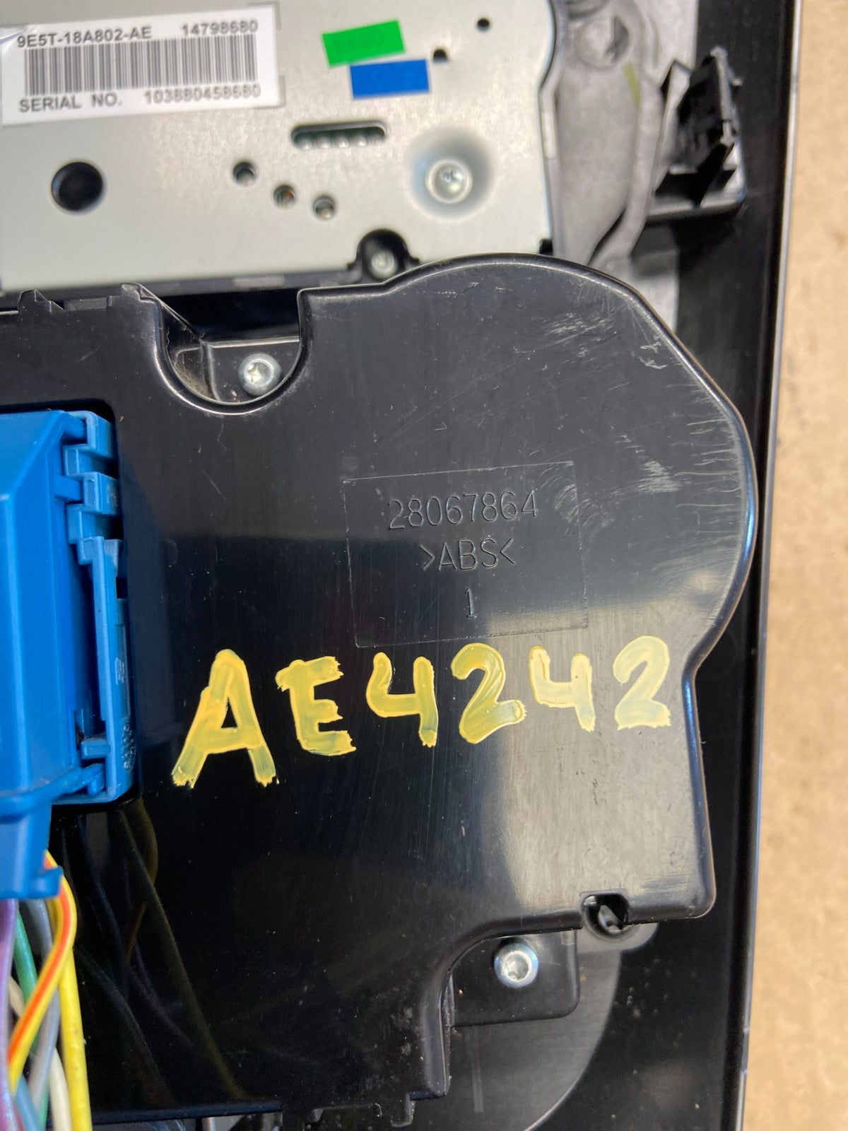 2010 to 2012 Ford Fusion Radio Climate Control A/C Control AE4242 DG6