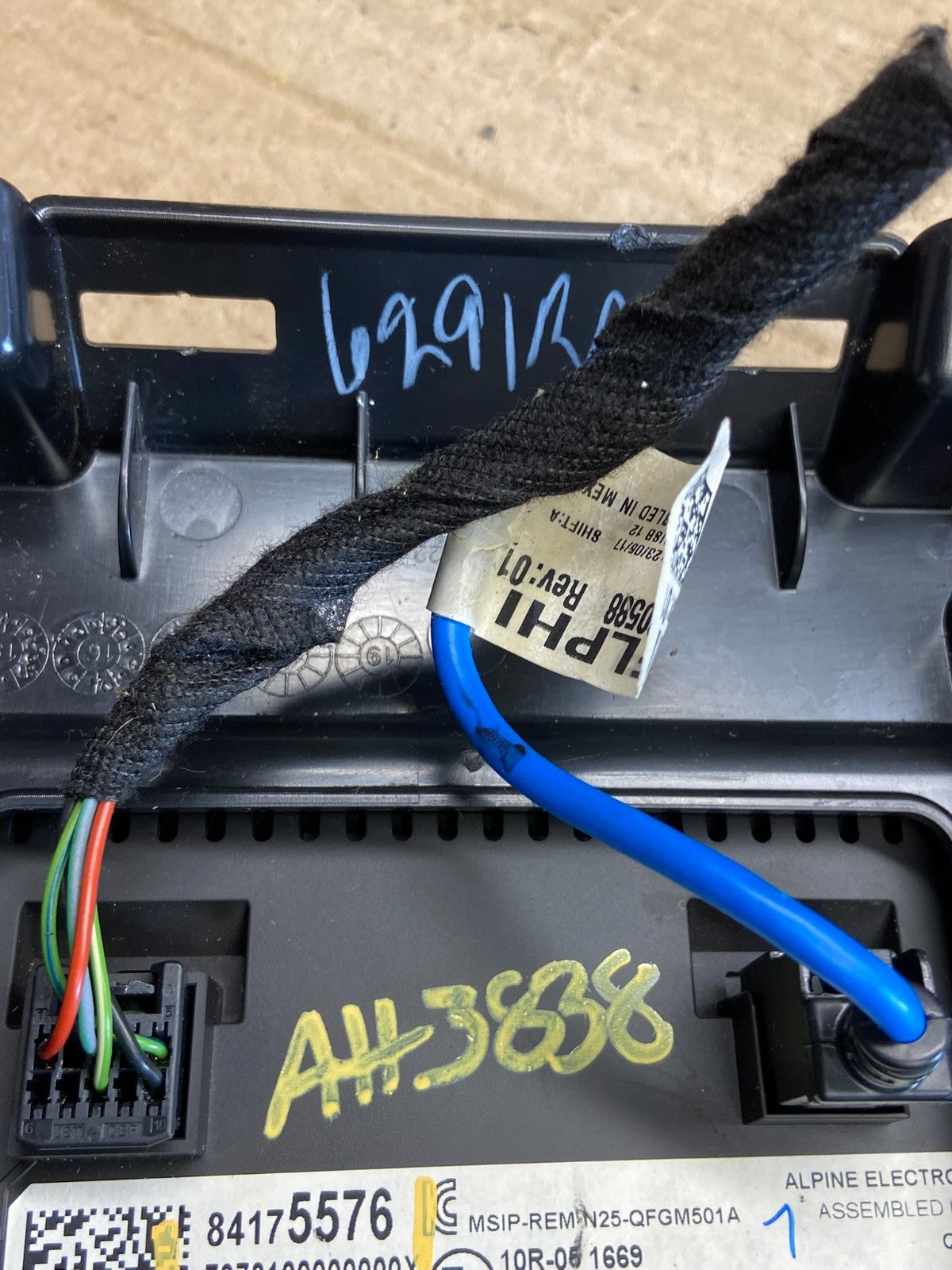 2018 Chevrolet Malibu Display Dash Screen Radio Information AH3838 DG8