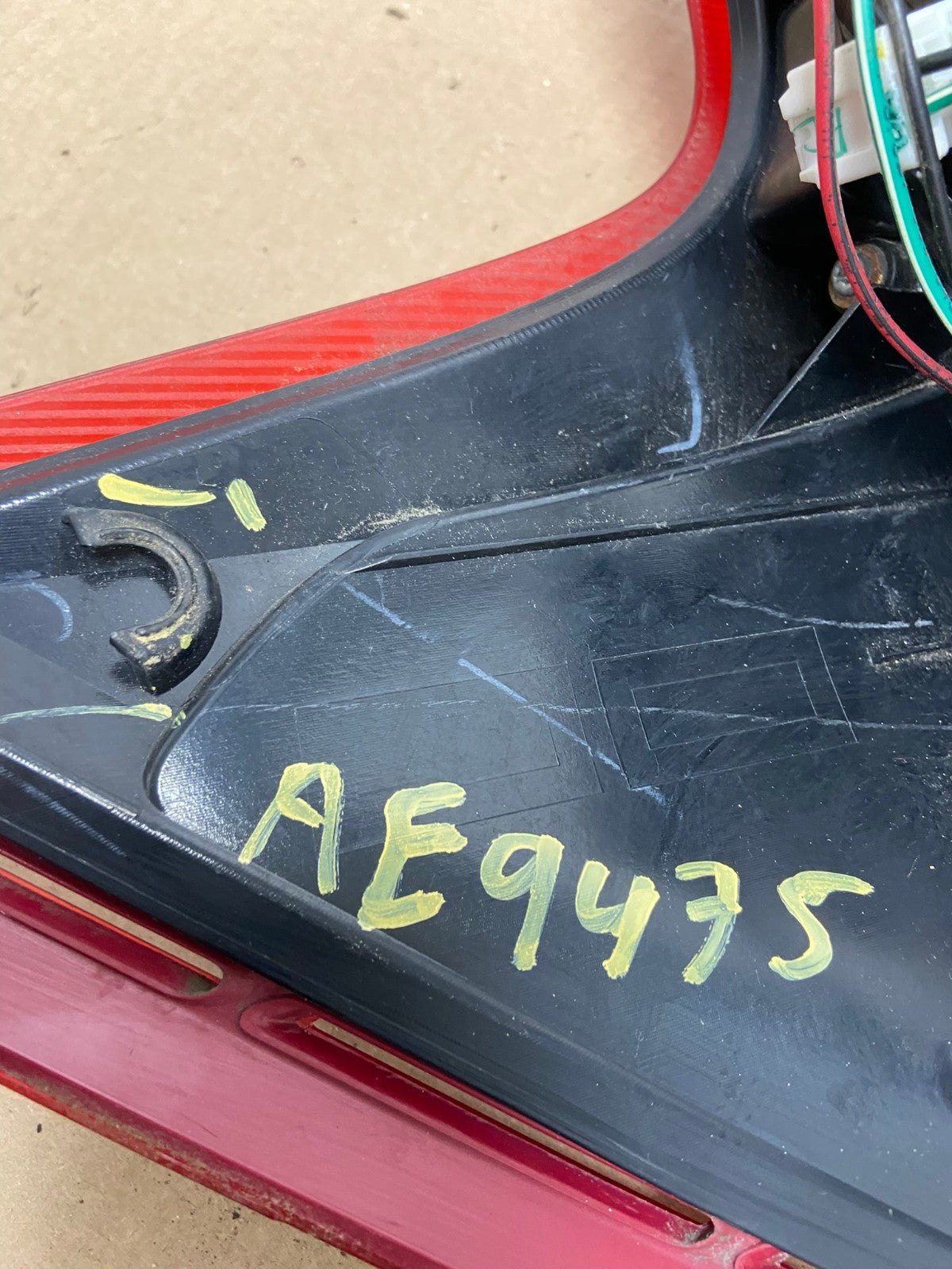 2014 - 2019 Nissan Versa Note Hatchback Right Passenger Tail Light AE9475 LK8
