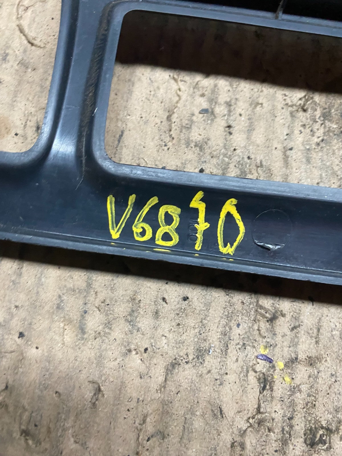 1998 to 2003 Dodge Ram Van Speedometer Radio Bezel Trim Cluster OEM V6870 DG8