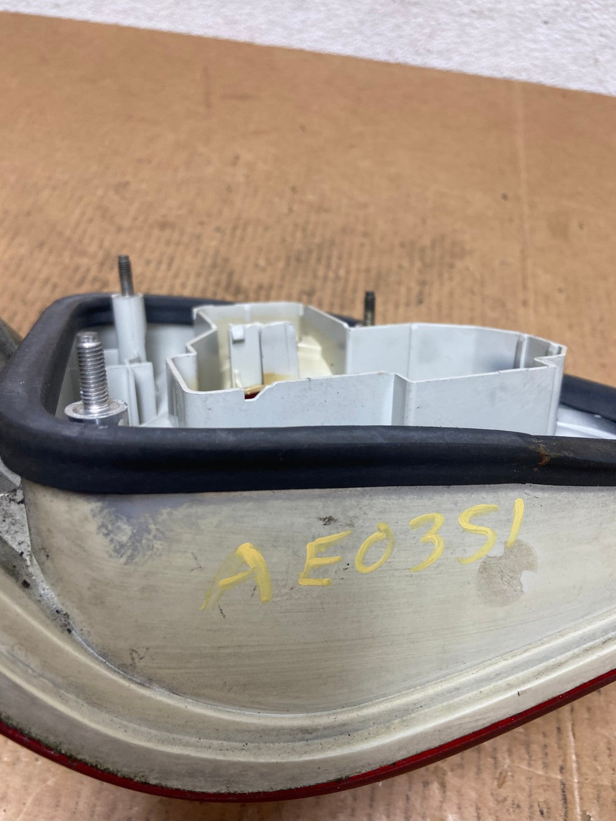 1998 to 2003 Mercedes Benz W208 CLK Right Passenger RH Side Tail Light AE0351 LK7