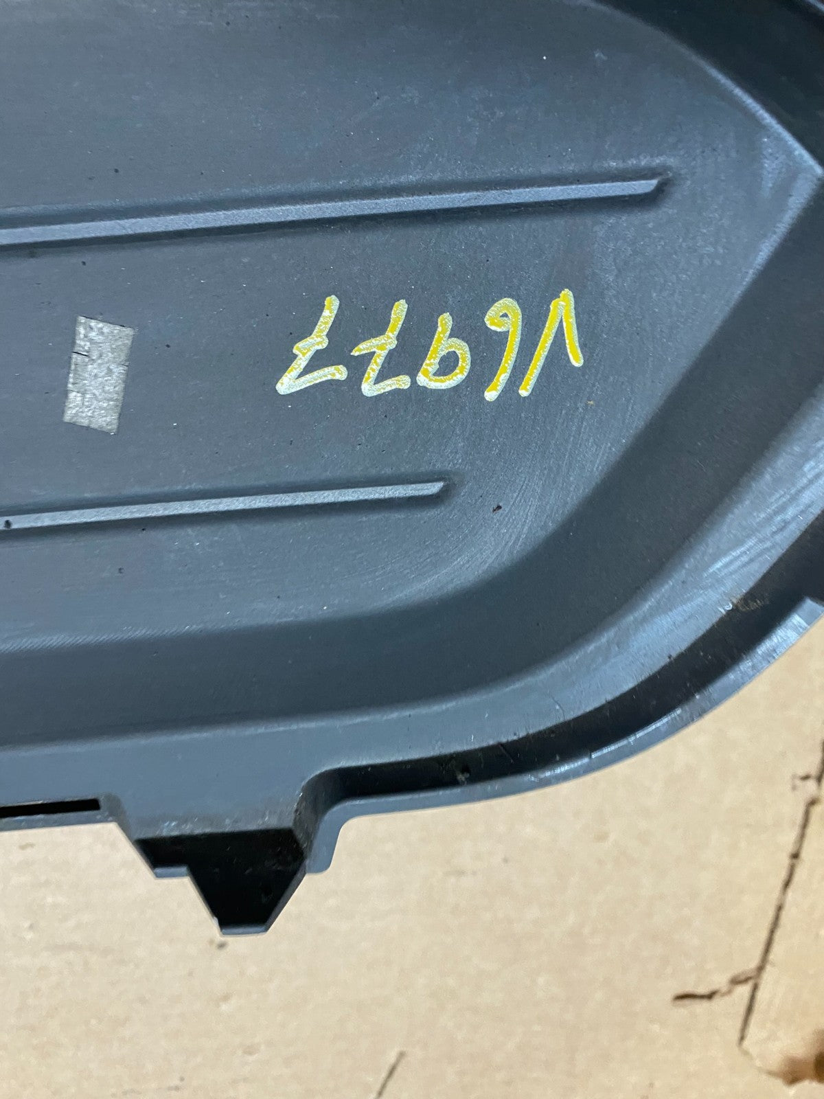 2013 to 2016 Lincoln MKS Front Lower Grille Grill v6977 DG14