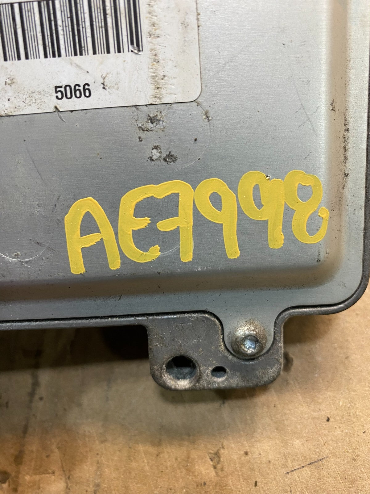 2004 to 2006 Chevrolet Colorado Engine Motor Brain Box ECU ECM AE7998 DG3