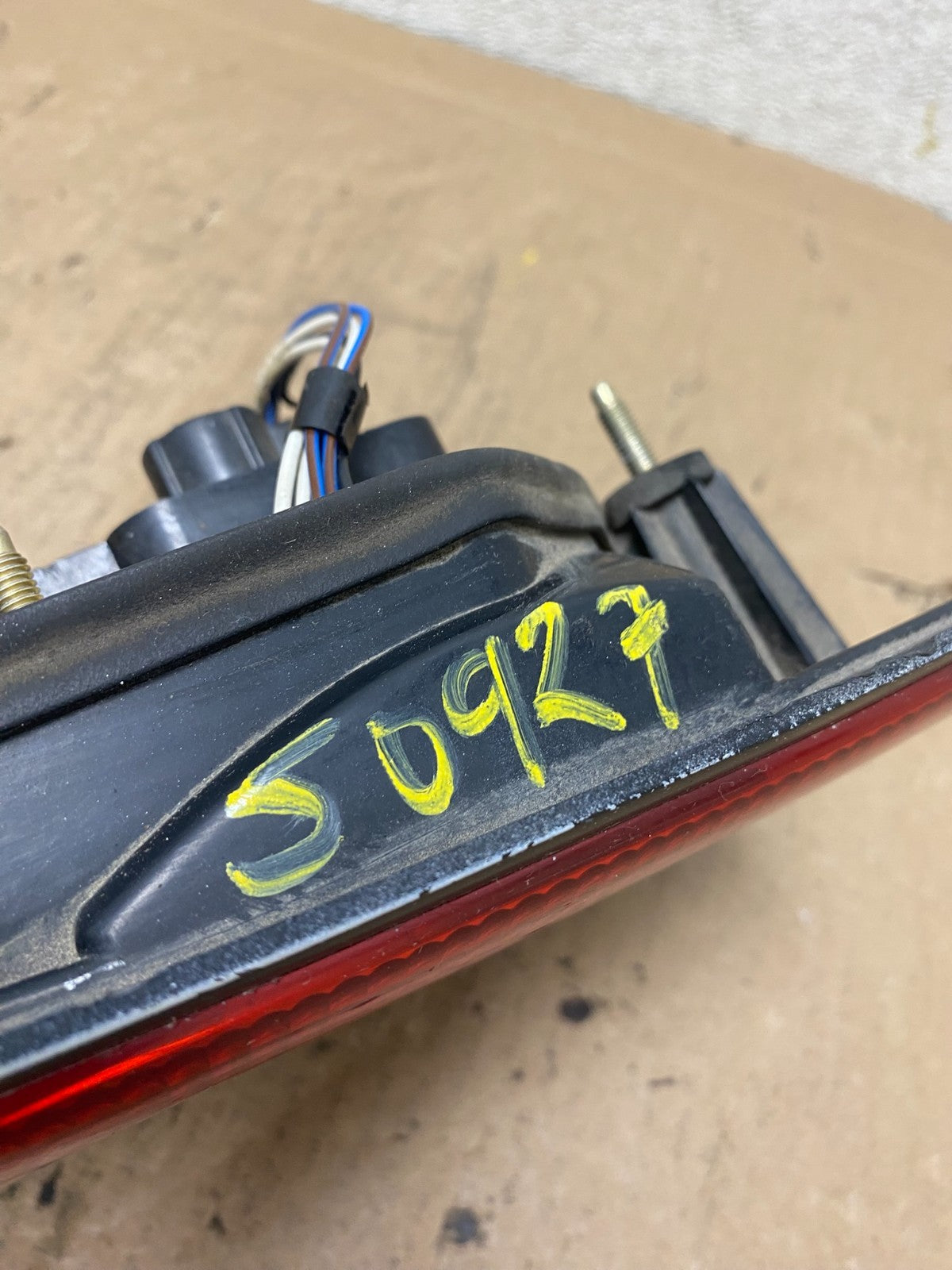 1994 to 1998 Saab 900 & Turbo Left Driver Side Tail Light Inner S0927 DW5