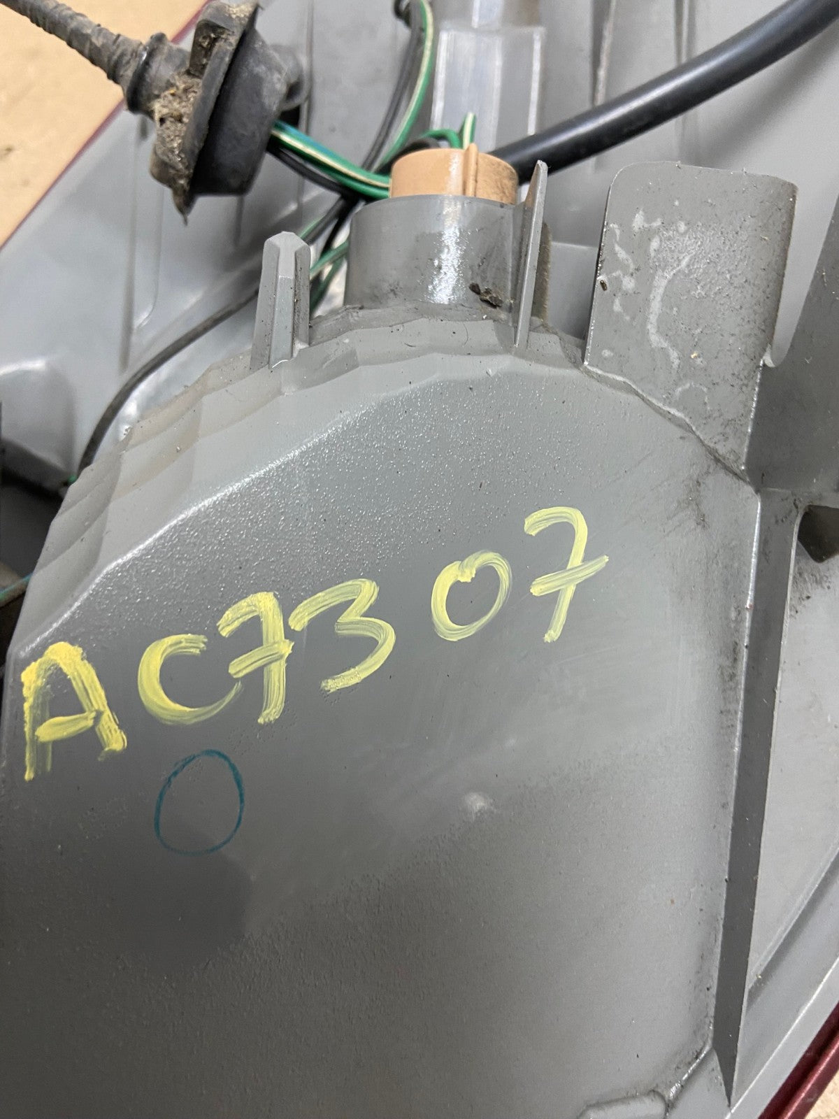 2008-2009 Subaru Outback Wagon Right Passenger RH Side Tail Light AC7307 LK7