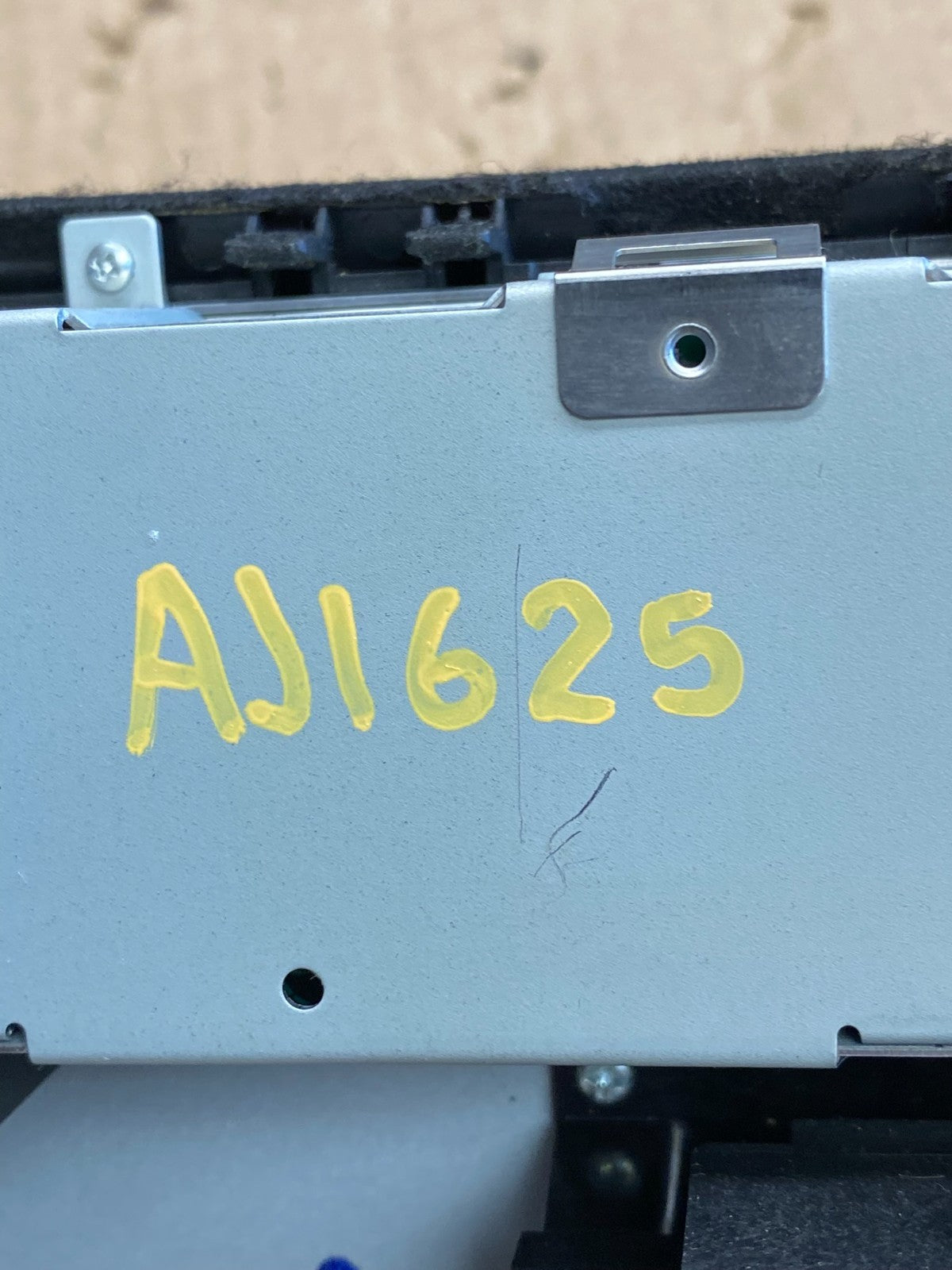 2009 to 2010 Acura TSX AM/FM CD Player Radio Audio System Air Vent AJ1625 DG5