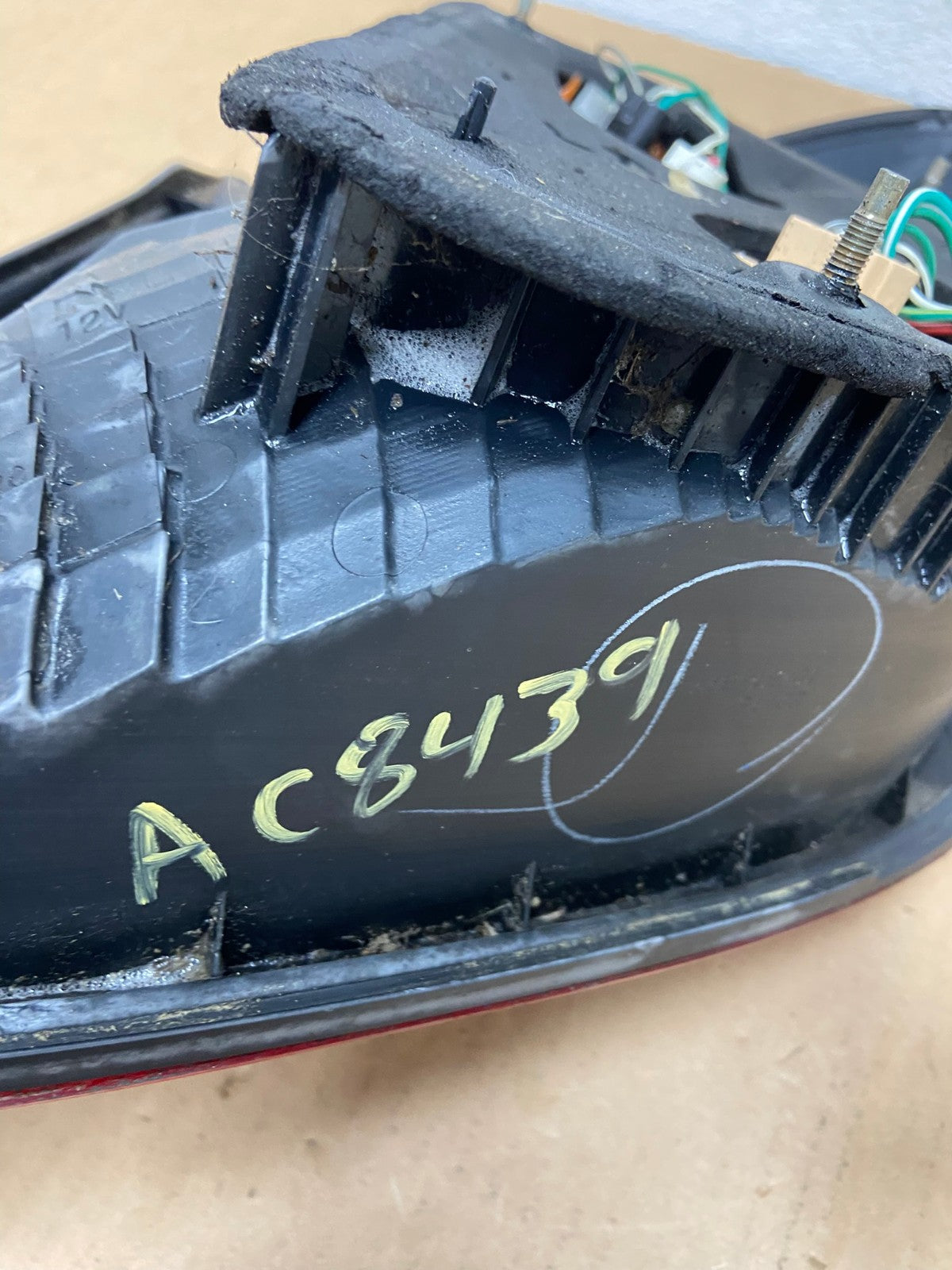 2002 2003 2004 Toyota Camry Left Driver LH Side Tail Light AC8439 LK5