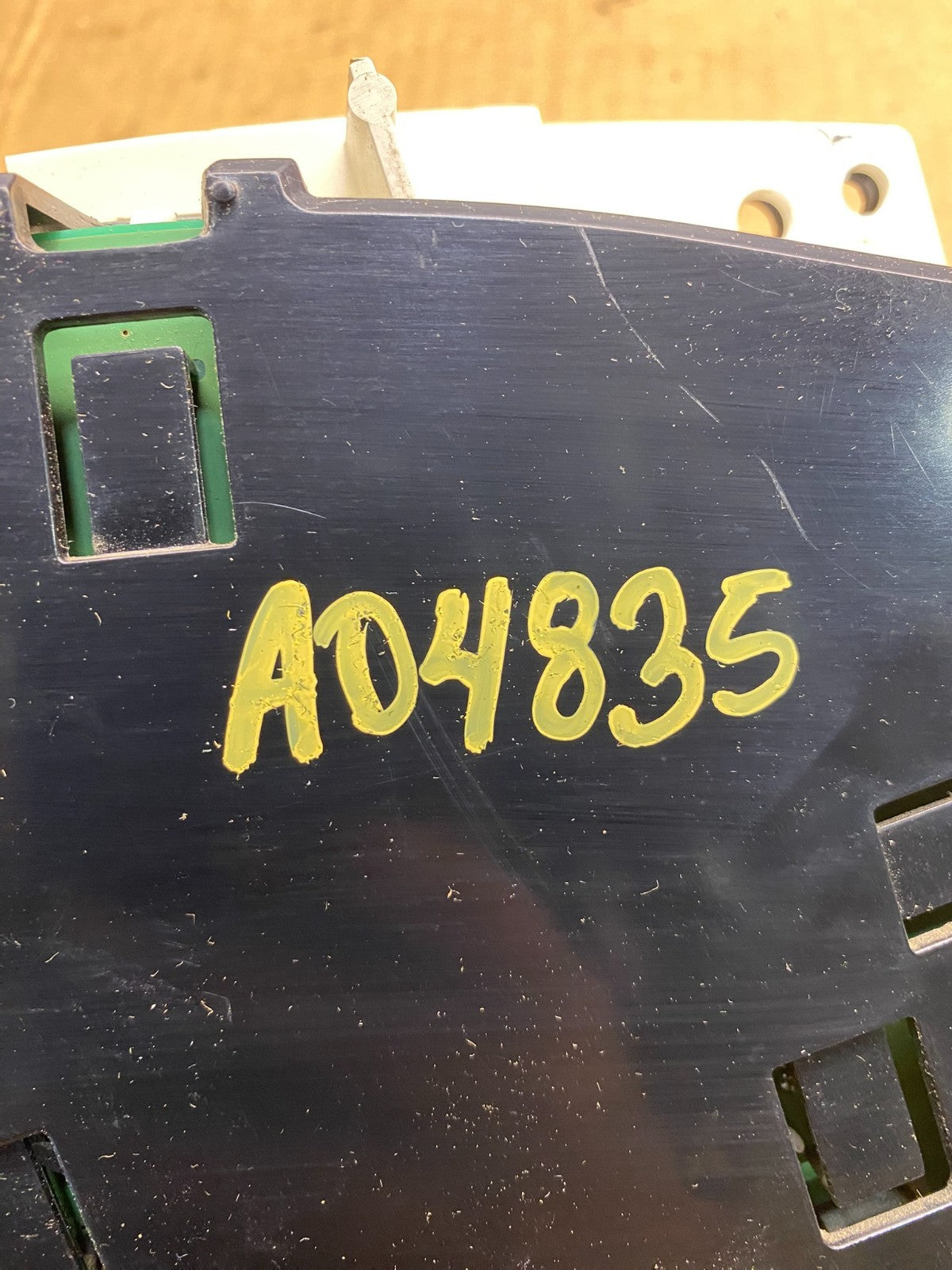 2004 to 2007 Chevrolet Express Speedometer Cluster Gauge AD4835 DG6