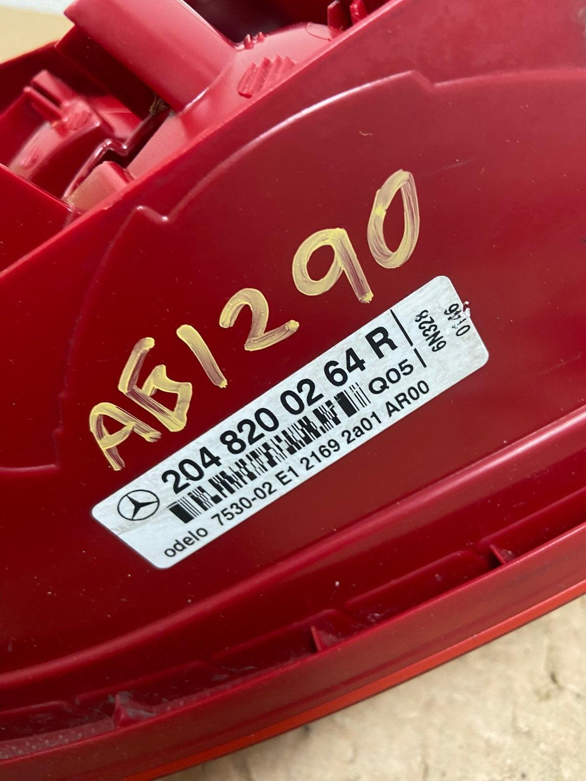 2008 - 2011 Mercedes C-Class Right Passenger RH LED Tail Light AG1290 LK8