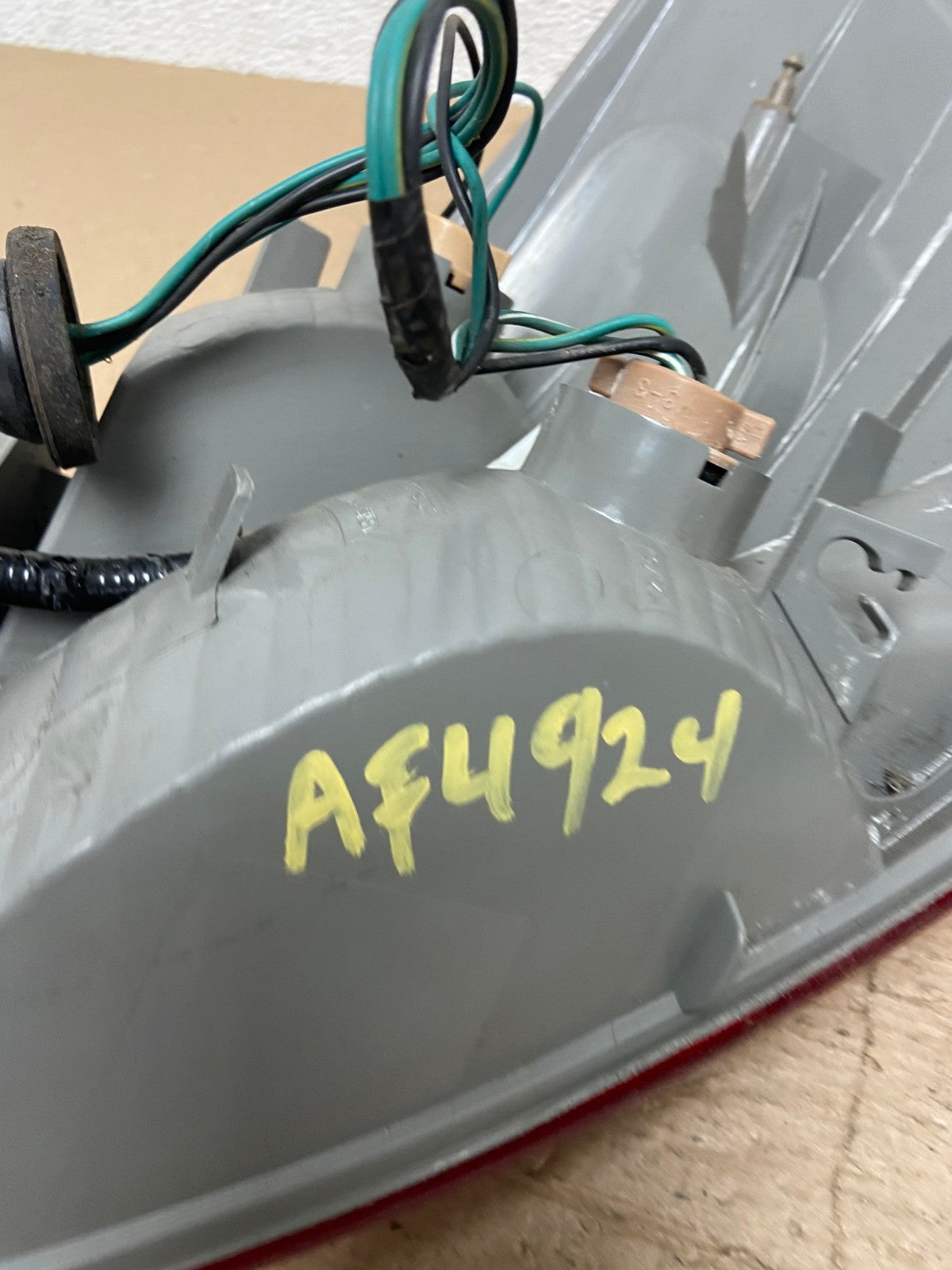 2008 to 2015 Nissan Rogue Left Driver Lh Side Tail Light AF4924 LK6
