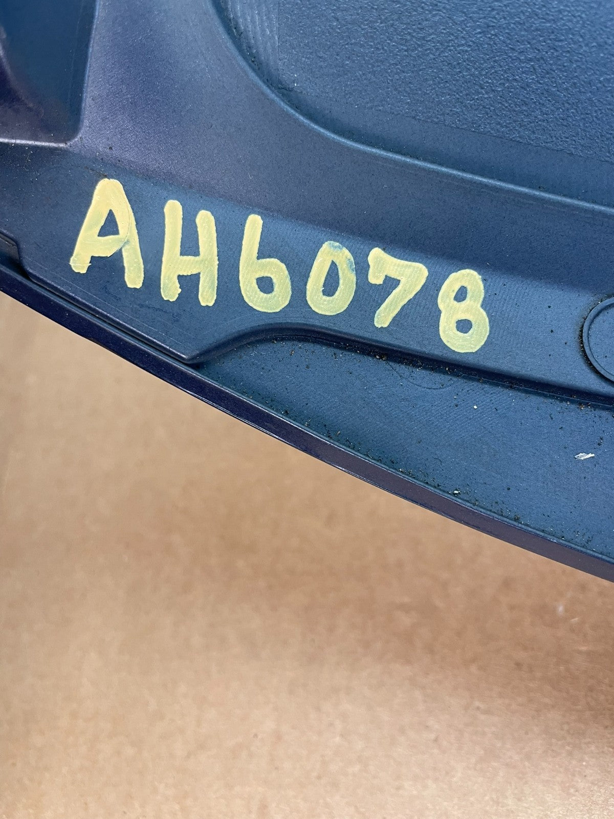 2010-2014 Subaru Outback Rear Liftgate Trunk Panel Trim Molding ah6078 DG7