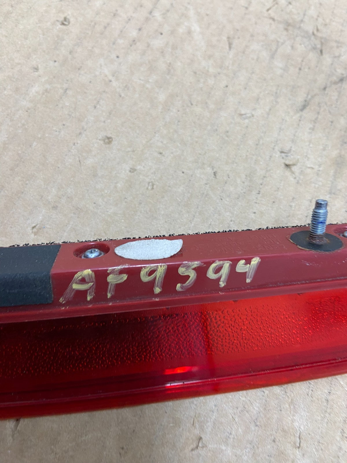 2011 to 2015 Hyundai Tucson 3RD LED Stop Third Brake Light AF9594 DG6