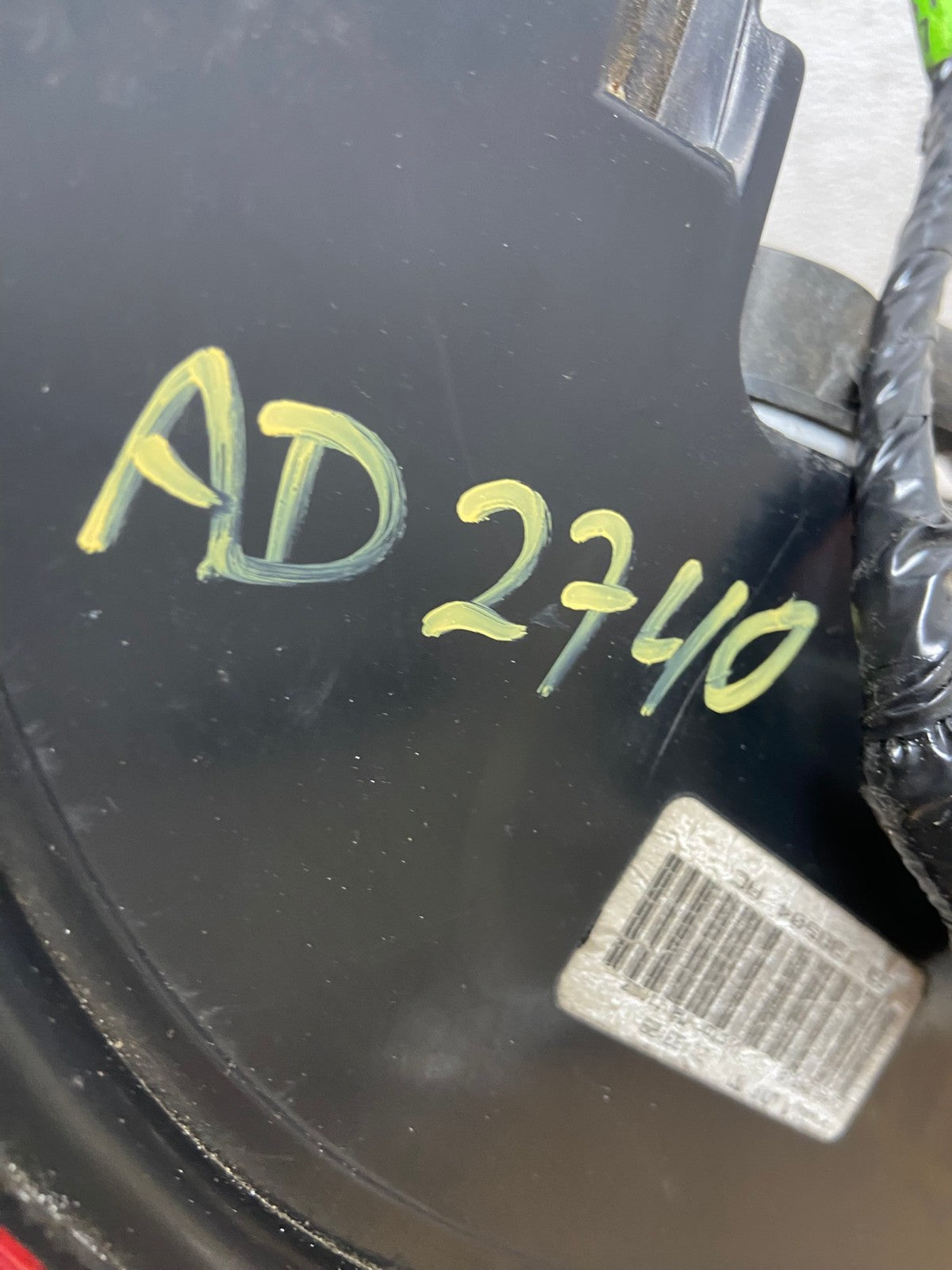 2005 to 2007 Mercury Montego Right Passenger Side Tail Light AD2740 LK7