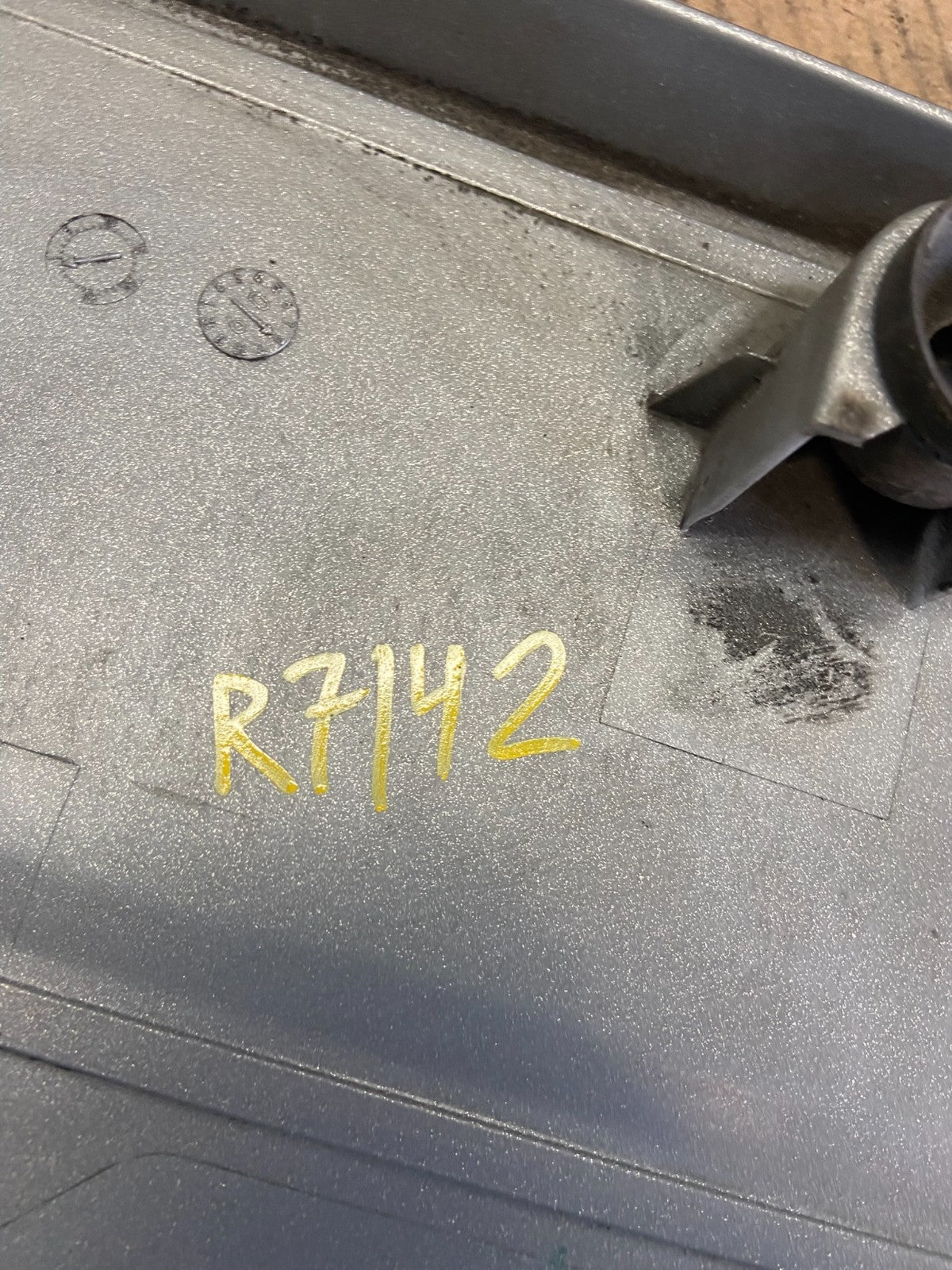 2009 to 2012 Ford Escape Engine Cover 9m6e-6a949-adw R7142 DG9