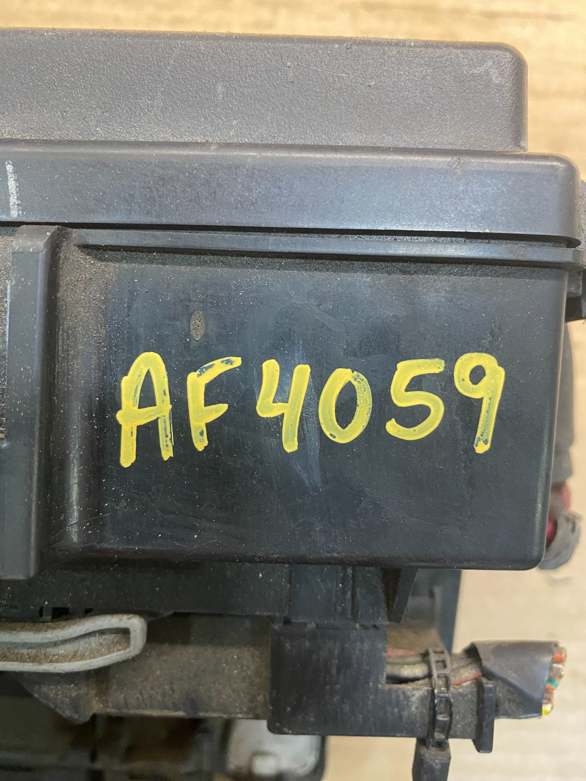 2005 2006 Jeep Grand Cherokee Fuse Box Multi-Function Relay Module AF4059 DW7