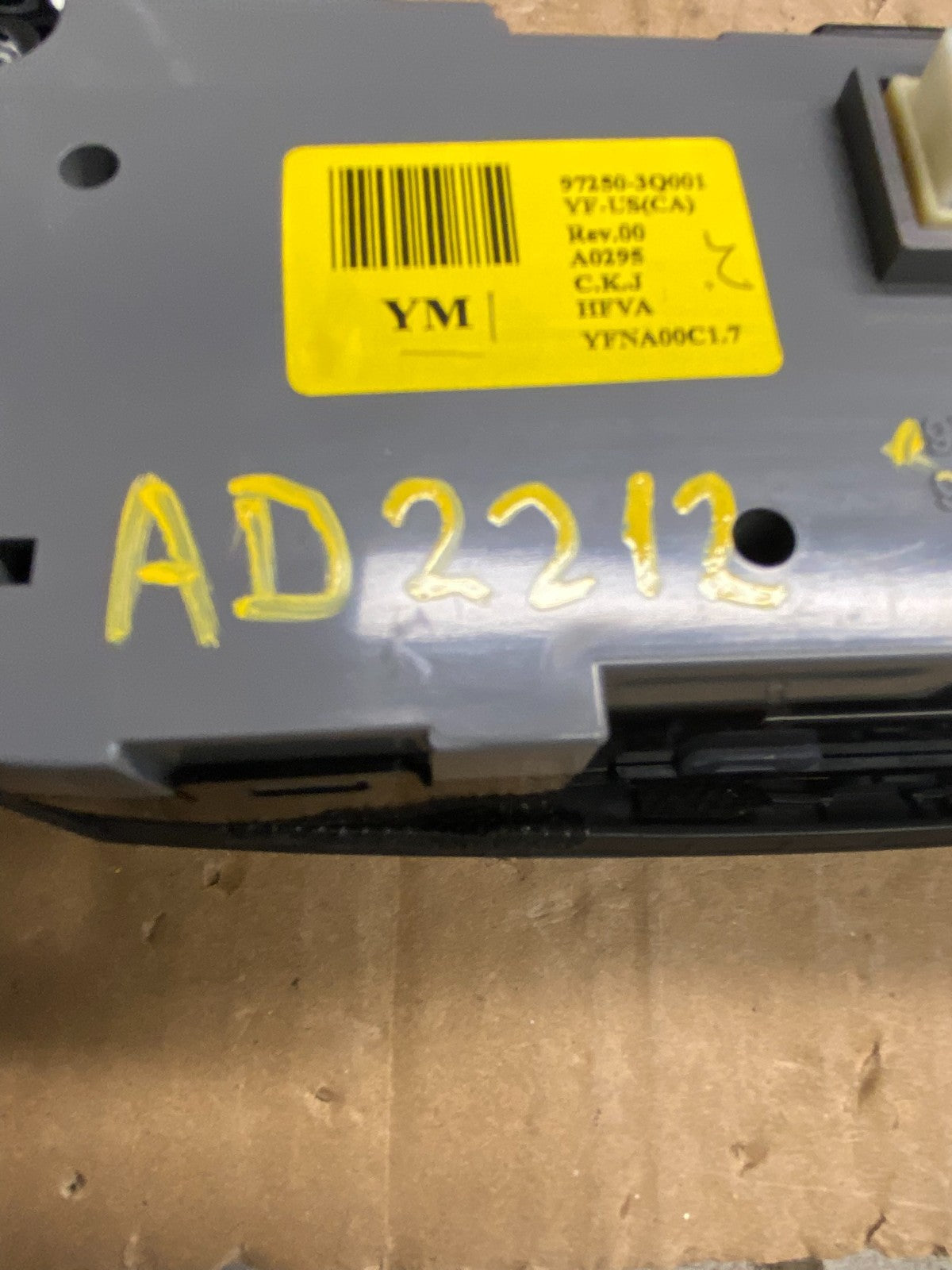 2011 - 2014 Hyundai Sonata Center Radio Climate Control Air Vent Bezel ad2212 DG6