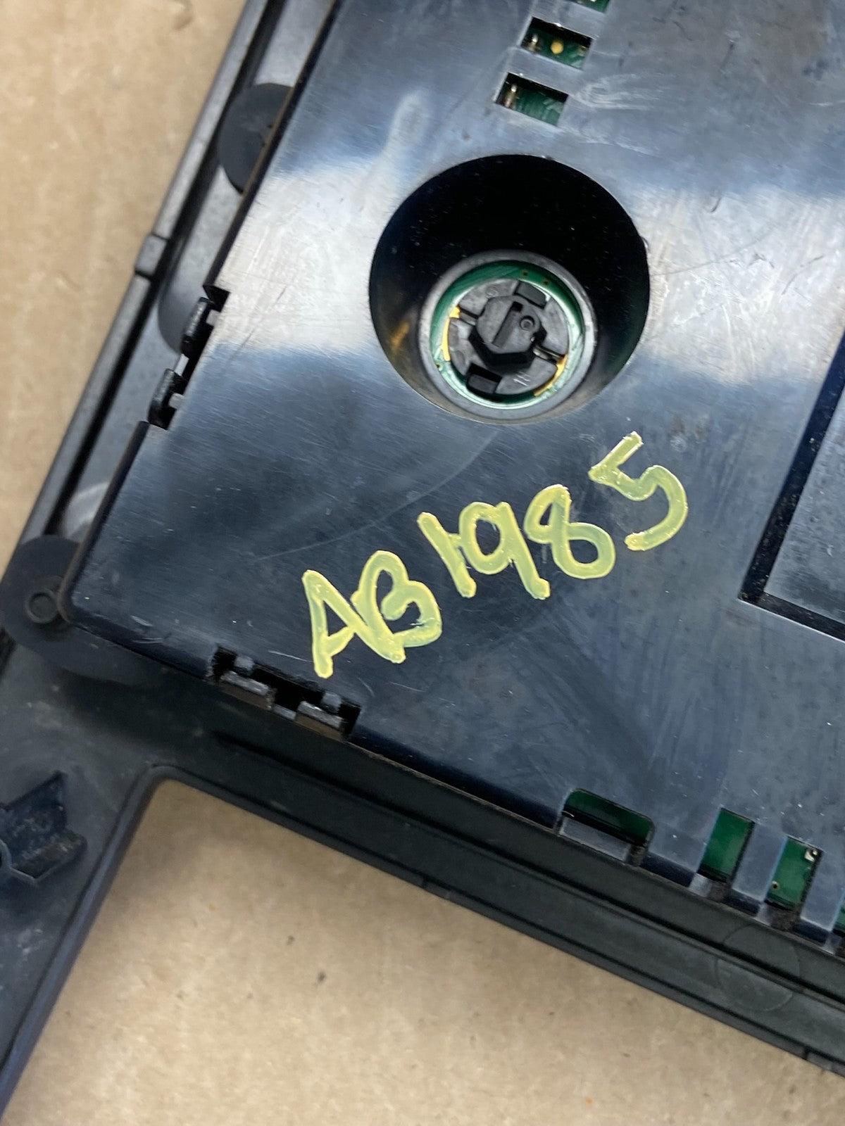 2009 2010 2011 Volkswagen Routan Ac Heater Climate Control p55111869ah AB19856