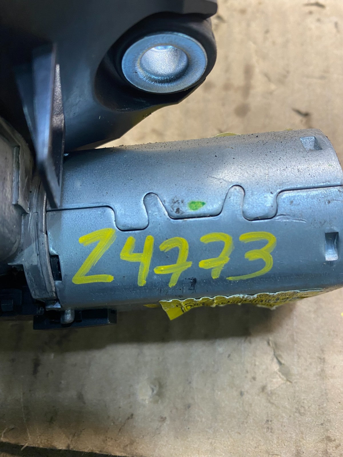 2011 to 2019 Ford Explorer Rear Windshield Wiper Motor OEM z4773 DG6