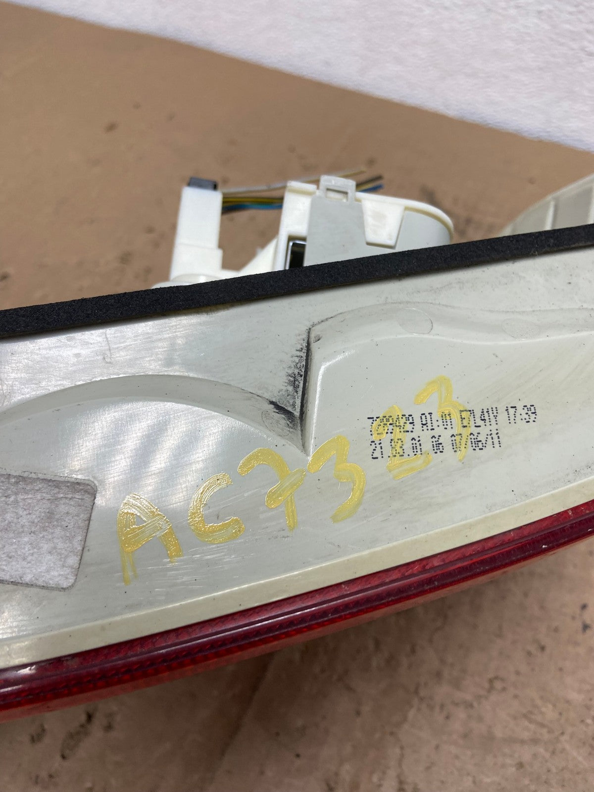 2009 2010 BMW 323i 325i 328i 335i 3 Series Left Driver Tail Light AC7323 LK5