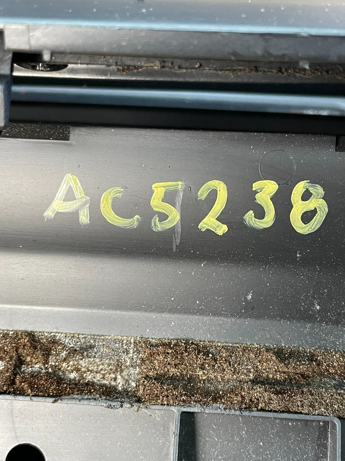 2005-2009 Subaru Legacy Outback Center Dash Bezel Vents Clock Storage AC5238 DG10