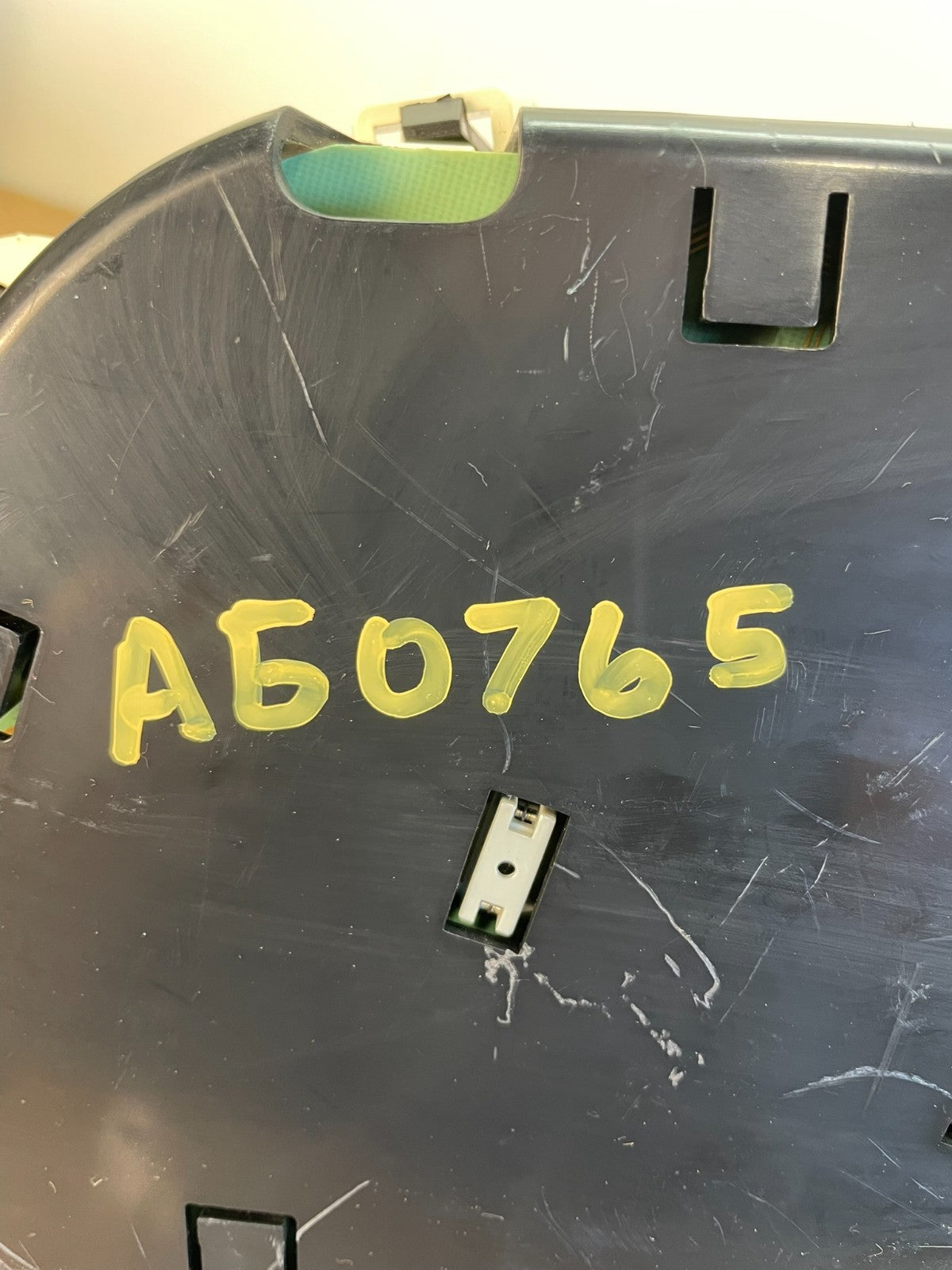 2002 GMC Yukon Speedometer Cluster Gauge ag0765 DG11