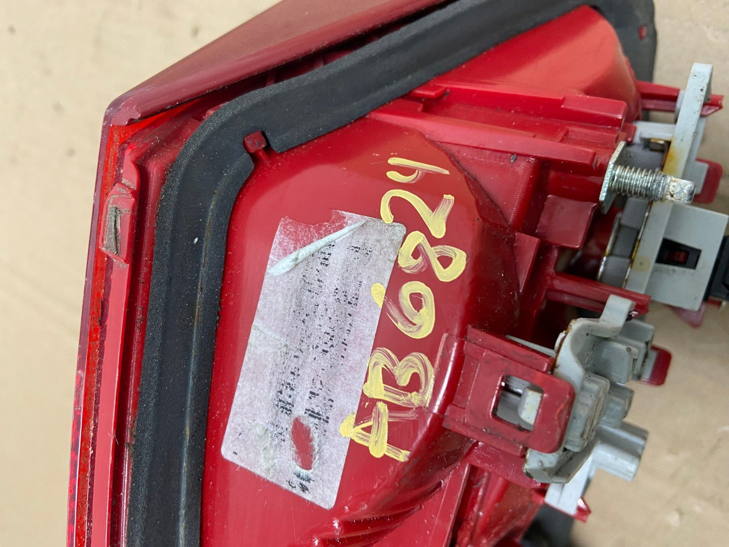 2012 to 2015 Volkswagen Passat Left Driver Lh Inner Tail light Oem AB6824 LK6