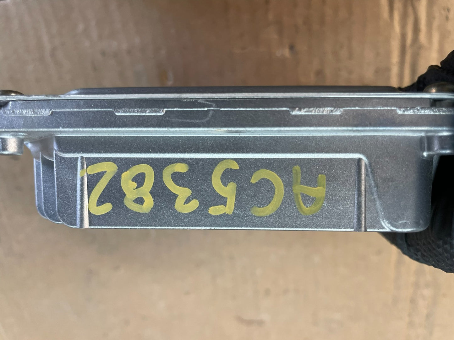 2004 2005 2006 BMW X5 645i 4.4L VVT Valvetronic Control Module ac5382 DG3
