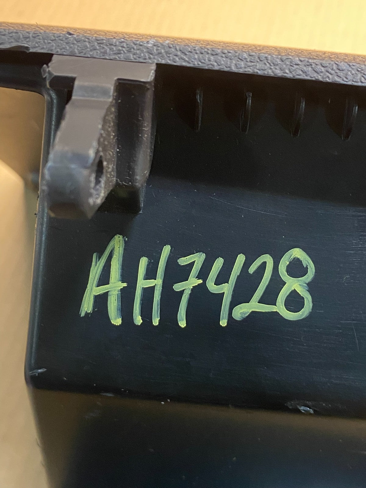 2011 to 2014 Ford Edge Front Glove Box Compartment AG8495 DG7