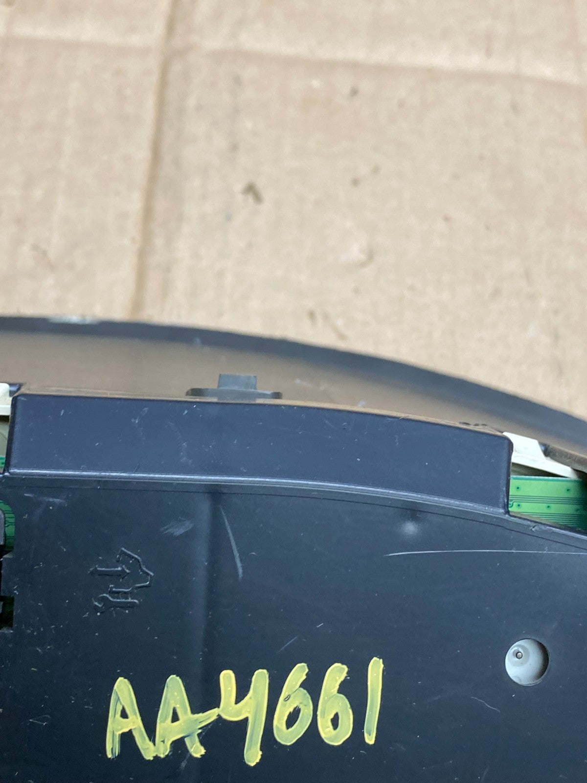 2008 to 2010 Chevrolet Express Speedometer Cluster Gauge AA4661 DG7