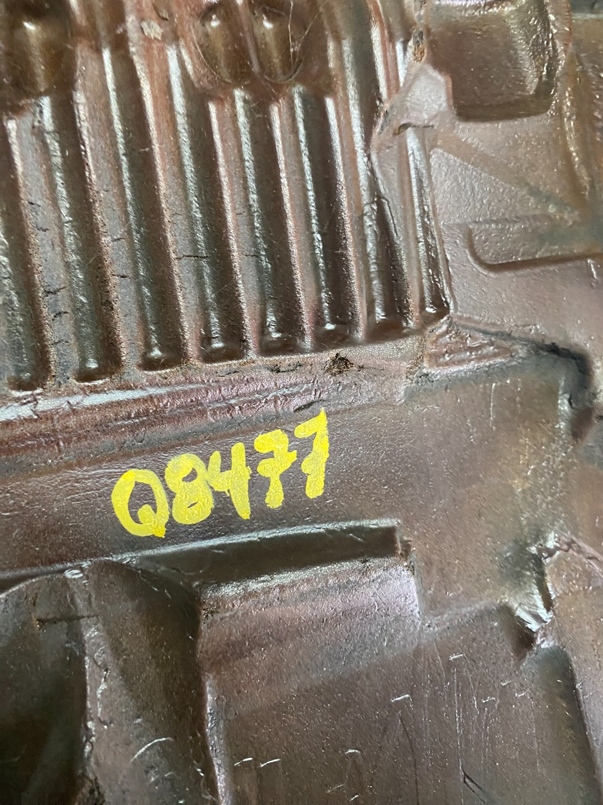 2008 to 2010 Toyota Highlander Top Engine Cover Lid OEM q8477 DG9
