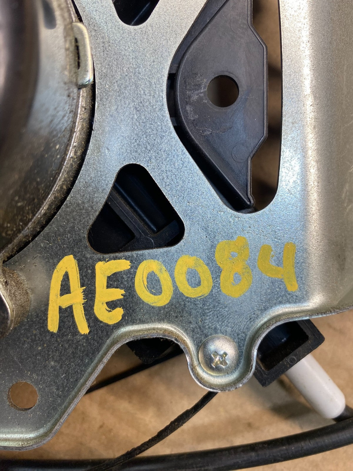 2005 - 2010 Honda Odyssey Rear Right Sliding Door Lock Actuator Motor AE0084 DG7