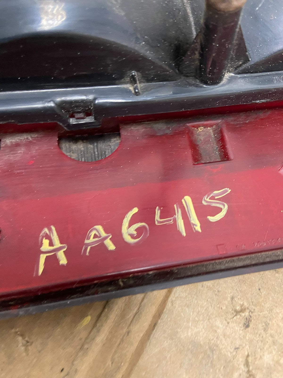 1993 1994 Buick Regal 4 Door Sedan Left Driver Side Tail Light AA64158
