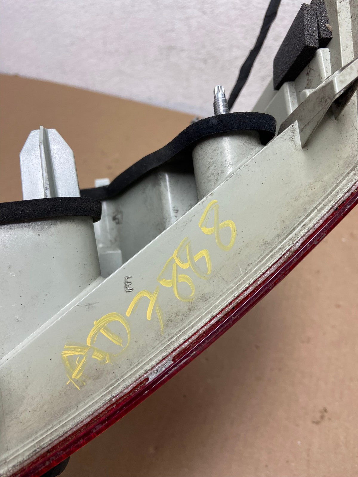 2008 to 2013 Volvo XC70 V70 Left Driver LH Tail Light Lower AD7888 LK6