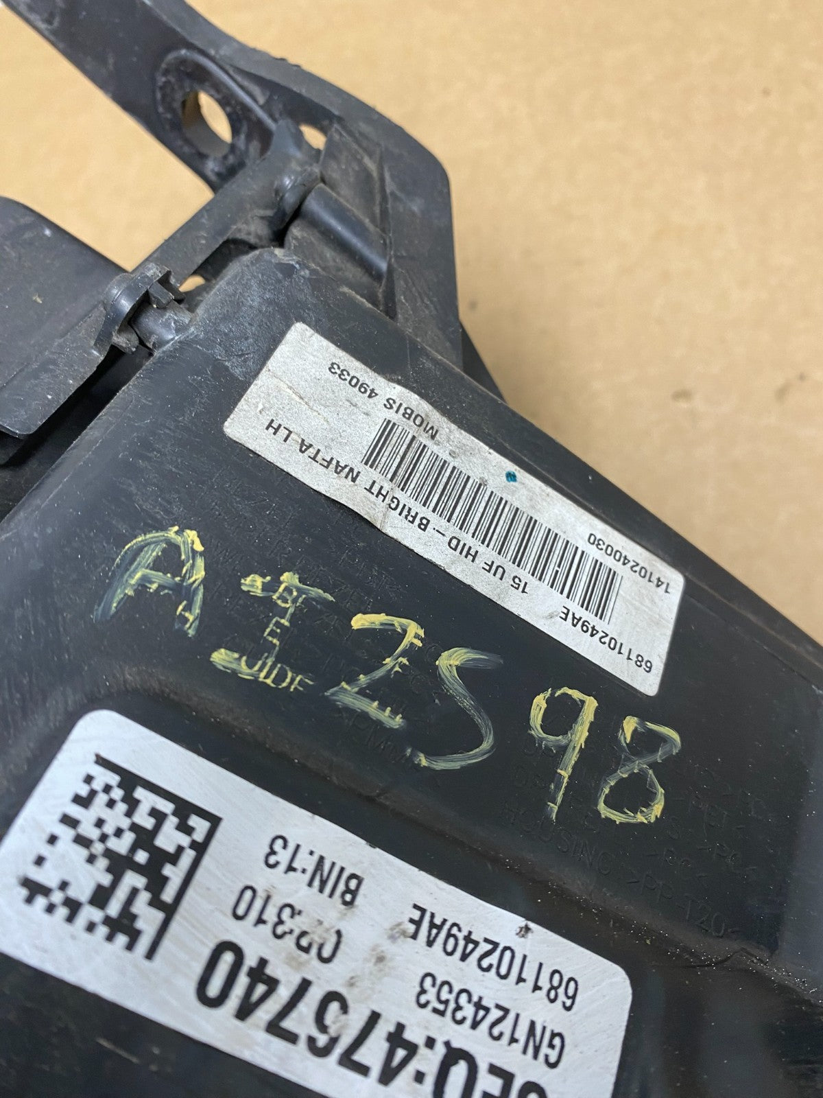 2015 2016 2017 Chrysler 200 Left Driver LH Side Xenon Headlight AI2598 DW9