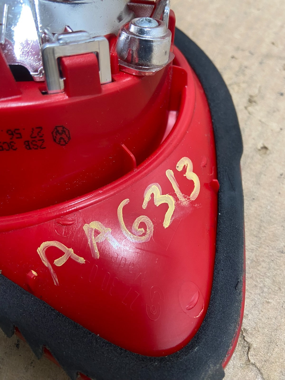 Sedan 2006-2010 Volkswagen Passat Right RH Inner Tail Light Oem AA6313 DW5